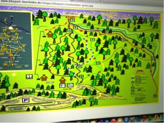 BIKEPARK: Heis og bygde stier er alt man trenger for noen dagers moro.