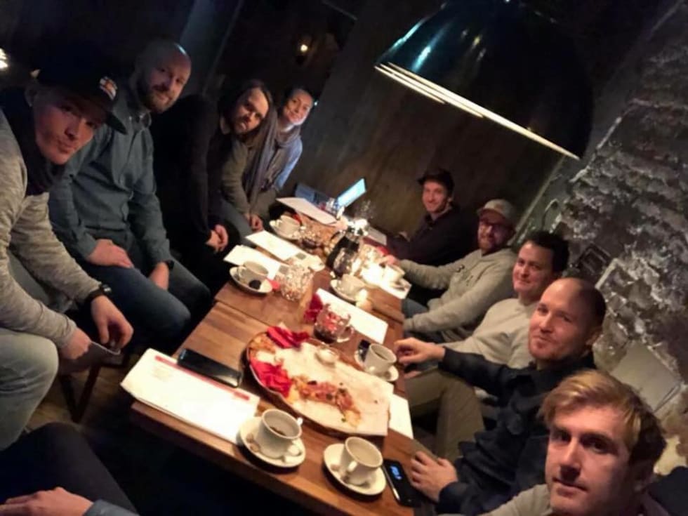 Fra stiftelsesmøtet i Østafjells ETS tirsdag kveld. Fra venstre: Mats Kvaalen, Sondre Solgård, Svenn Fjeldheim, Silje Holmsen, Alexander Hauger, Stian Eilifsen, Torjus Winther, Are Pedersen og Morgan Bakken. Foto: Mats Nyegaard Fra venstre Mats kvaalen - Sondre Solgård - Svenn Fjeldheim - Silje Holmsen - Alexander Hauger - Stian Eilifsen - Torjus winther - Are Pedersen - Morgan bakken Foto Mats nyegaard 1000x750