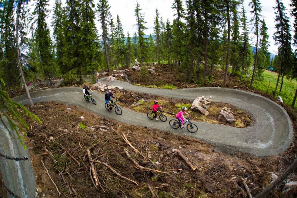 VEDLIKEHOLDSKREVENDE: Stiene i Gullia i Trysil må vedlikeholdes for å opprettholde både sykkelglede og sikkerhet. Foto: Snorre Veggan Trysil
