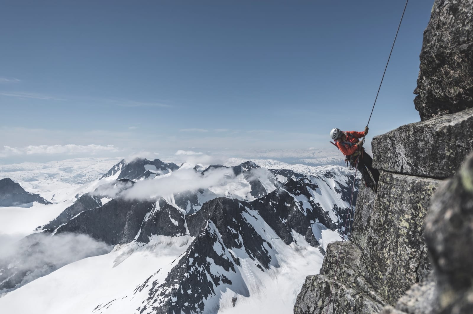 JOSTEINS VERDEN: Hurrungane som arbeidsplass, det er til å leve med. Foto: Hans Kristian Krogh Hansen