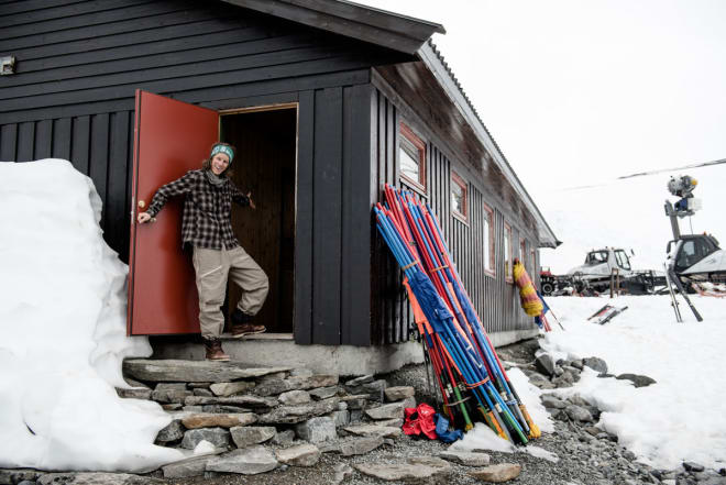 DEDIKERT: Her bodde Even en hel sommer. Foto: Martin Innerdal Dalen.