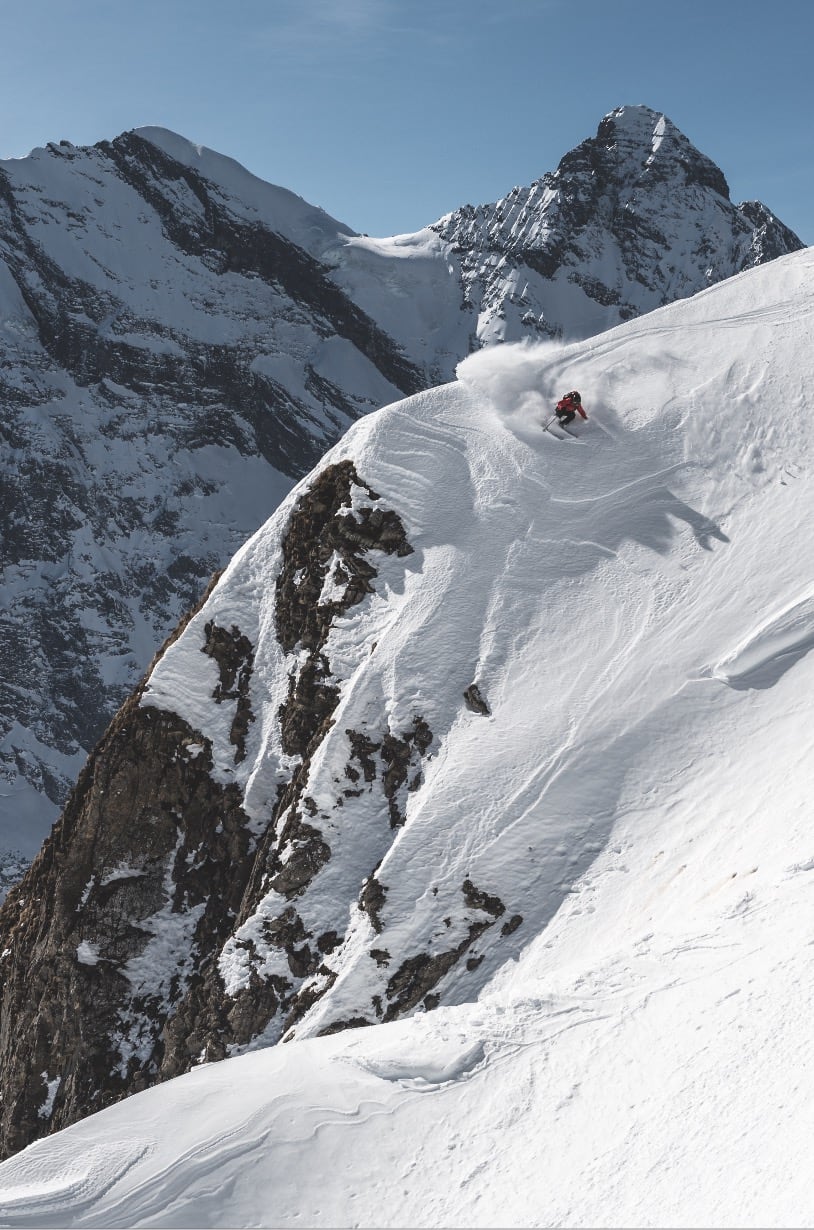 VARIERT: Frikjøringen ut fra heissystemet ved Schilthorn bahn er variert og god, men med mange seriøse partier. Har du god nok erfaring, så er det en lekegrind. Ellers bør du leie guide.