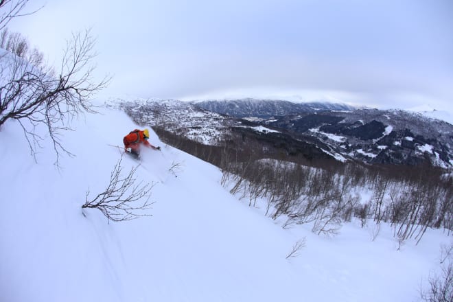STRANDAFJELLET: Et av Norges beste skisentre for frikjøring – som altså ikke koster ekstra. Arkivfoto: HP Hval