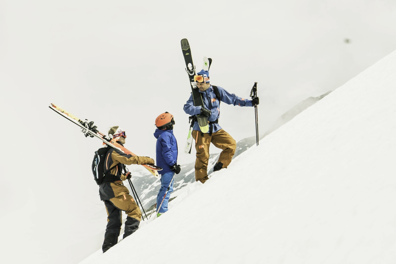 GJENGEN: Carl Peder Engeset (19) Storm Luytkis (11) og Fredrik Luytkis (43) er Generasjon Freeride