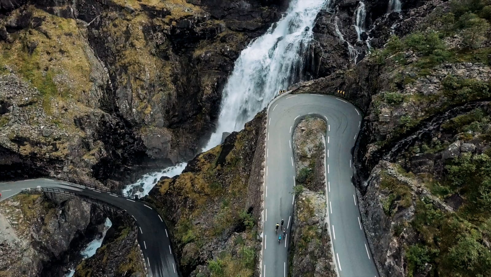TROLLSTIGEN: Torsdag kommer første episode av Livet på landeveien Sesong 3.