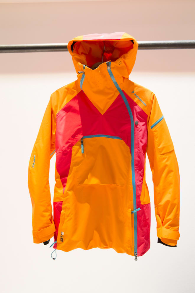 Peak Performance_Heli_2L__Vertical_ispo_2015-8295