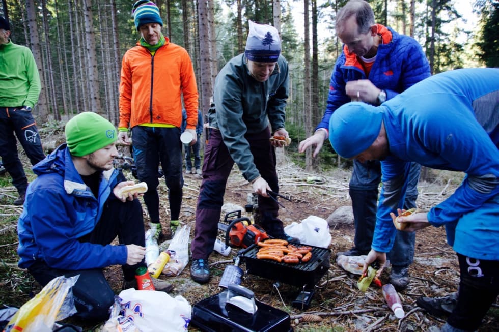 Pølser er obligatorisk på dugnader i Pioneren. Foto: Bjørn Enoksen Pølser Bjørn enoksen