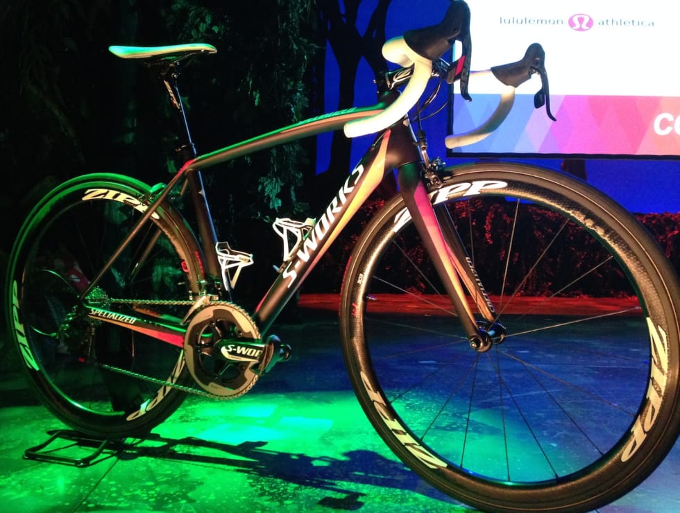 SPECIALIZED: Boels-Dolmans Cycling Team powered by Specialized-lululemon får selvsagt sykler fra Specialized - S-Works Amira SL blir standardmodellen. Foto: Ingeborg Scheve Bike 2 lululemon - Scheve 1400x