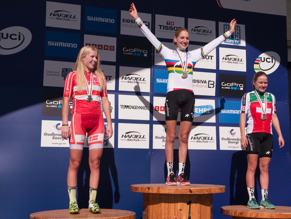 PALLEN: Malene Degn sølv, Nicole Koller gull, Sina Frei bronse.