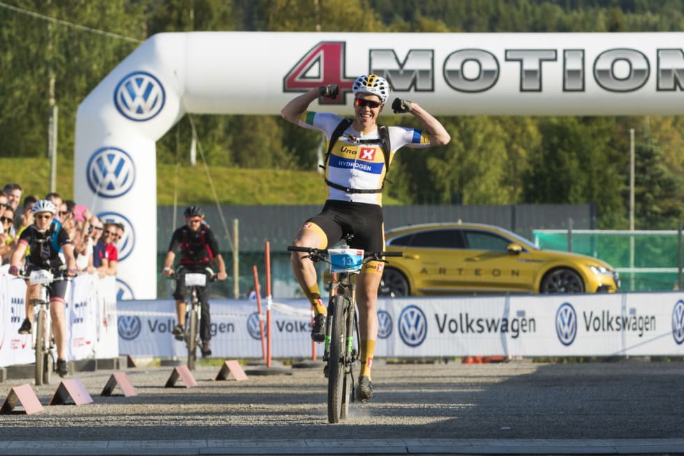 SEIER: Erik Resell konverterte fra terreng til landevei i fjor, men kunne likevel juble for seier i Birken 2017. Foto: Per-Eivind Syvertsen 30 - _ES_5530