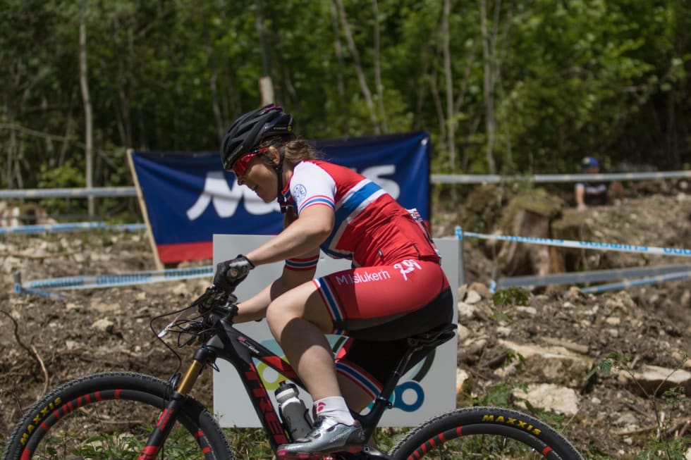 Elisabeth Sveum er godt fornøyd med 34.plass i helgas verdenscupritt i Tyskland. Foto: Bengt Ove Sannes Elisabeth Sveum - WC Albstadt 2017 - Foto Bengt Ove Sannes 1400x933