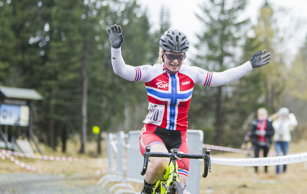 OVERLEGEN: Elisabeth Sveum vant dameklassen med solid margin. Foto: Pål Westgaard Elisabeth Sveum - Pål westgaard - 1000x650