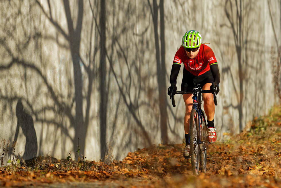 DAMEKLASSEN: Yvonne Marlen Gilden Hoff var eneste deltaker i dameklassen. Foto: Ola Morken Yvonne Marlen G Hoff - Bjerkecross 2017 - Ola Morken 1400x933
