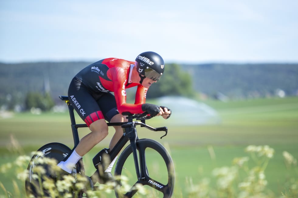 PALLEN: Eirik Wendelborg tok tredjeplassen i seniorklassen. Foto: Pål Westgaard Eirik Wendelborg - Mot Klokka 2018 - Pål Westgaard 1400x933