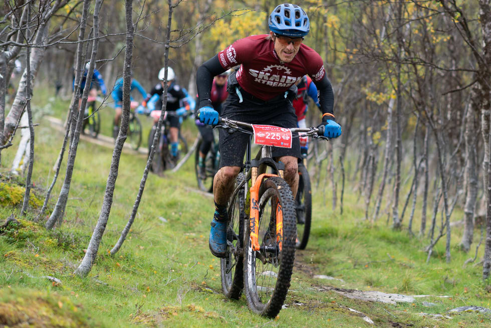 Stefan Sahm prøver å holde feltet bak seg. Foto: Cecilia Emilie Johansen, Frikant/Skaidi Xtreme