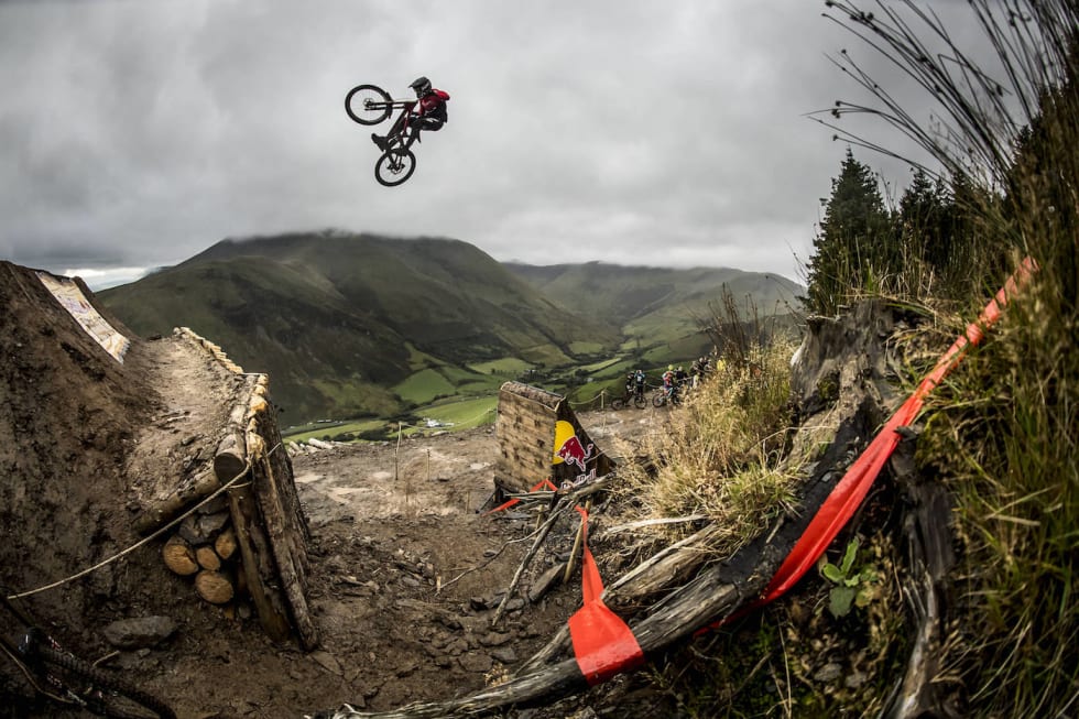 Dan Atherton, Red Bull Hardlines far, ble nummer tre i årets konkurranse. Foto: Red Bull Content Pool Dan Atherton - Red Bull Hardline 2017 - Foto Red Bull Content Pool 1400x933