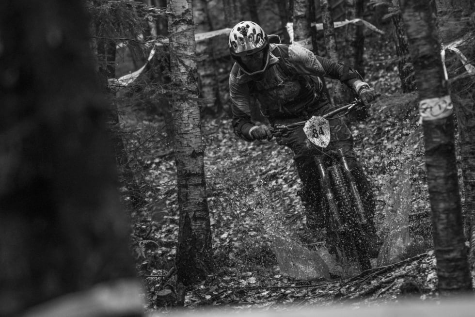 Hakadal Enduro må utsette planene om å innføre elsykkel-klasse. Her er Sindre Støer i aksjon under fjorårets utgave av rittet. Foto: Per-Eivind Syvertsen Sindre Støer - Hakadal Enduro 2017 - Per-Eivind Syvertsen