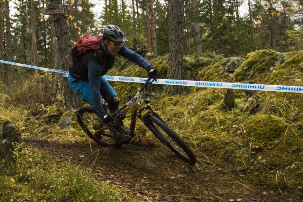 Ringerike Enduro blir første enduroritt med elsykkel-klasse. Foto: Per-Eivind Syvertsen Andre Aamodt - Ringerike Enduro 2018 - Per-Eivind Syvertsen 1400x933
