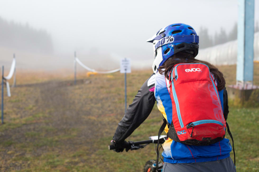 Vera Leivsdottir tok seieren på Hafjell Enduro med ett sekunds margin. Foto: Sylvain Cavatz Vera Leivsdottir - Sylvain Cavatz - 1400x933