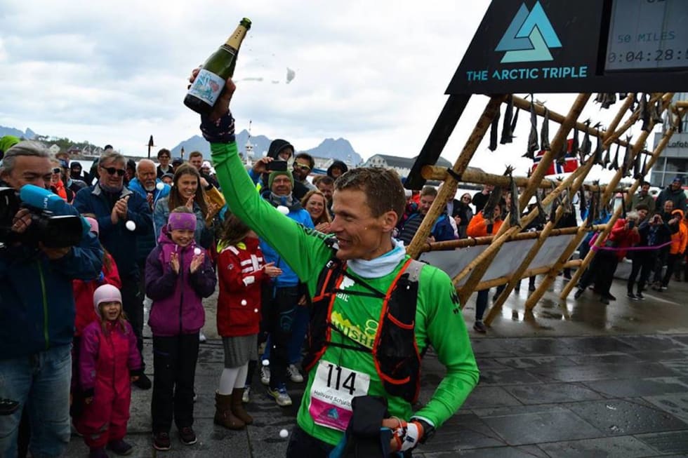 Hallvard Schjølberg etter sitt første ultraløp, Arctic Triple i 2016. Foto: Maja Borgvatn Karlsen Arctic Triple 2016 - Maja Borgvatn Karlsen 1200x800
