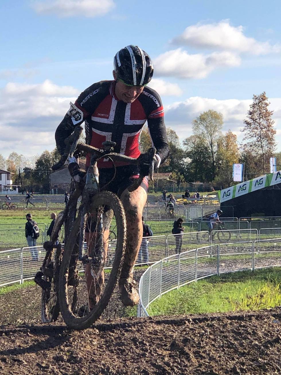 SYKKELLØP: Jan Olav Beitmyren kan ikke huske å ha løpt så stor andel av løypa noen gang. Foto: Sisse Aaløkken Beitmyren beste norske i kross-EM 2019