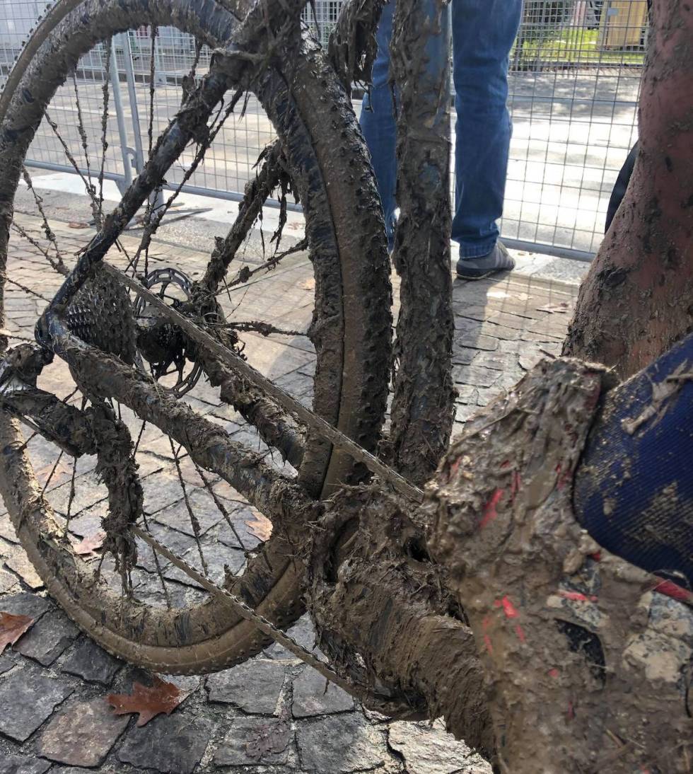 SEIGT: Etter hvert fungerte drivverket heller dårlig og hjulene gikk knapt rundt. Foto: Jan Olav Beitmyren EM CX 2019