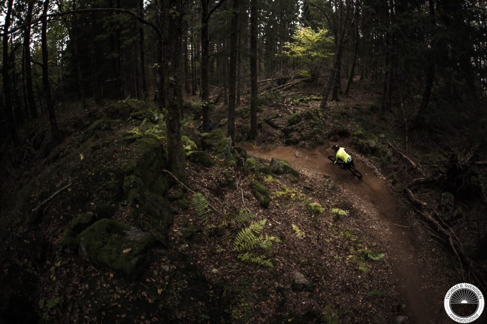 Knut Lønnqvist og Vebjørn Haugerud korketrekkeren Tungvekteren lowcamp Foto: Thomas Brynjulf Svendsen 25 Mr Trek og lokalgutt Vebjørn Haugerud på vei ned korketrekeren