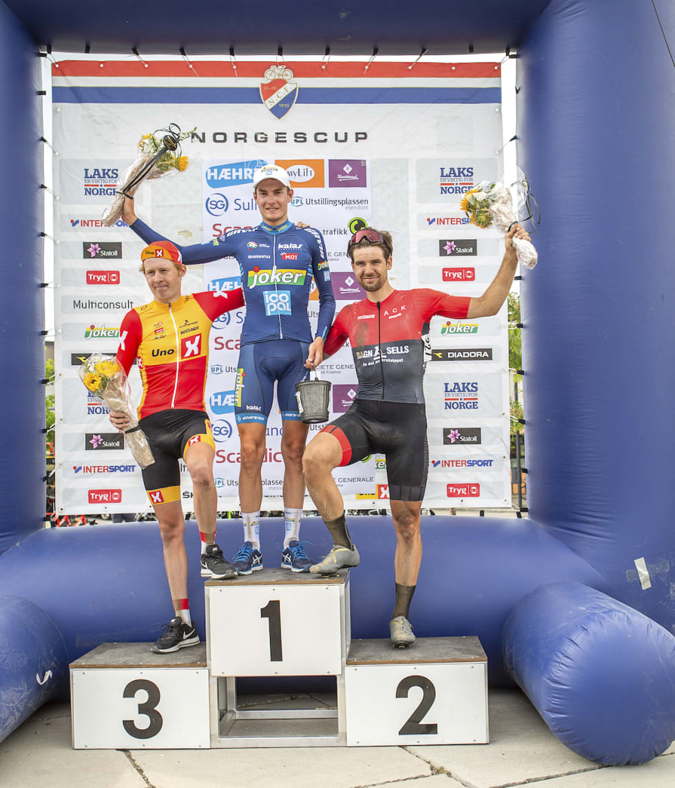 Foto: Pål Westgaard Pallen menn - Kristian Kulset - Markus Hoelgaard - Kristoffer Ylven Westgaard - Gylne Gutuer 2018 - Pål Westgaard 1200x