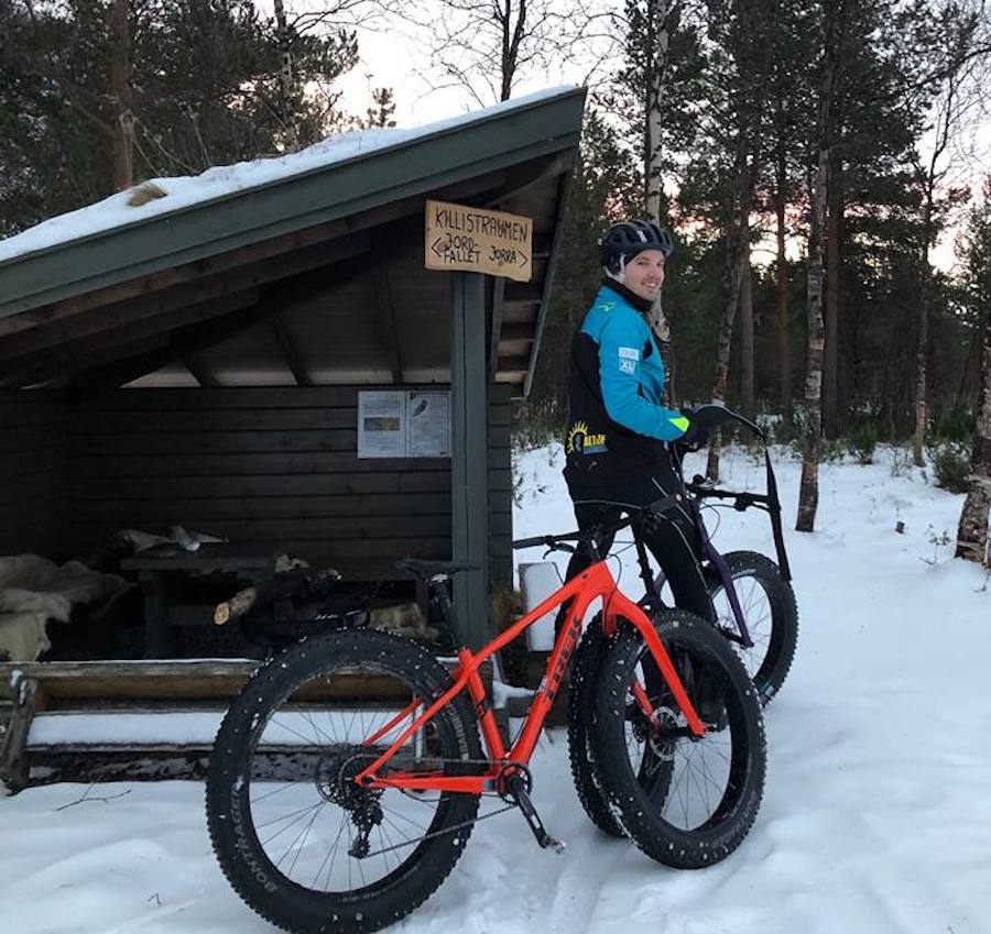 Fine forhold og god stemning på verdens tjukksykkeldag i Alta. Foto: Glød Explorer