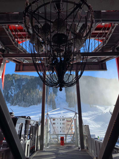 Jakobshorn er en klassiker i Davos, med ellevilt cruiserterreng.