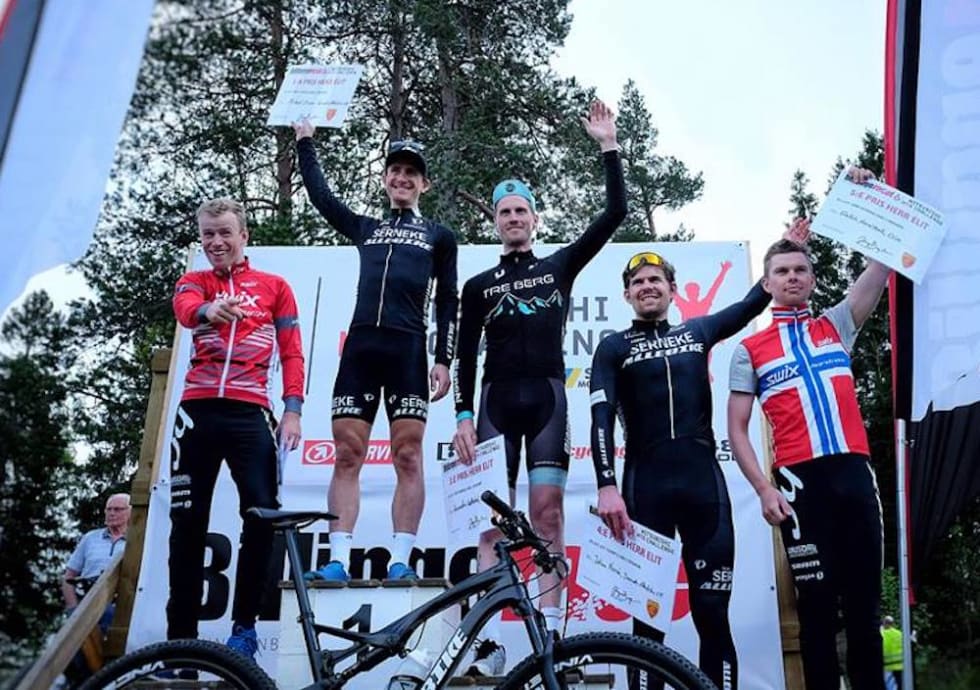 Ole Hem tok andreplassen i Billingeracet, Michael Olsson vant, mens Alexander Wetterhall ble nummer tre. Fredrik Haraldseth (til høyre) kom på femteplass, bak Johan Norén. Foto: Arrangøren Billingeracet 2018 - Ole Hem tv - Michael Olsson - Alexander Wetterhall - Johan Noren - Frdrik Haraldseth - Billingeracet 2018 - Foto Arrangøren 1000x