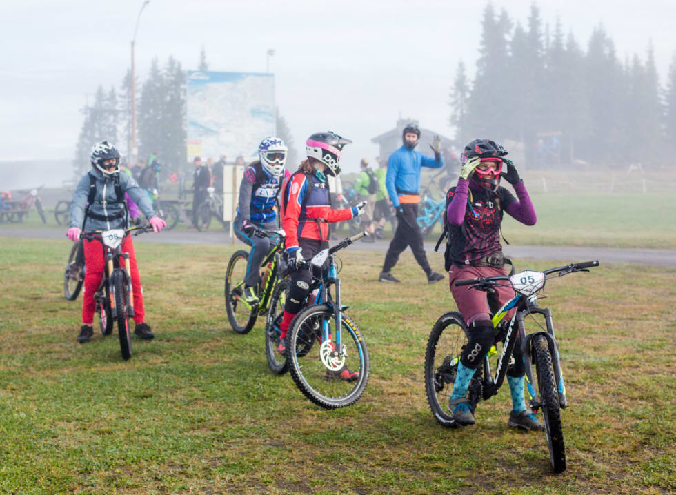 Klare for første fartsetappe Hafjell Enduro SylvainCavatz Race face on SS1- Sylvain Cavatz 1400x1035