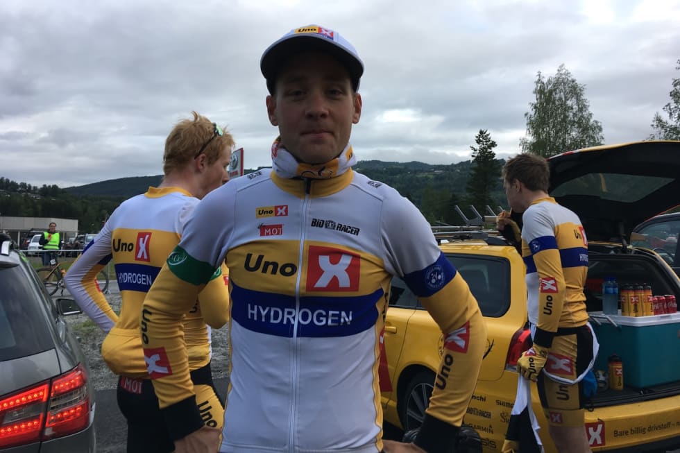 LEDER: Audun Fløtten fortsetter i ledertrøya selv om han ikke satt i bruddet på dagens etappe. Foto: Ingeborg Scheve Audun Fløtten - Scheve 1400-933