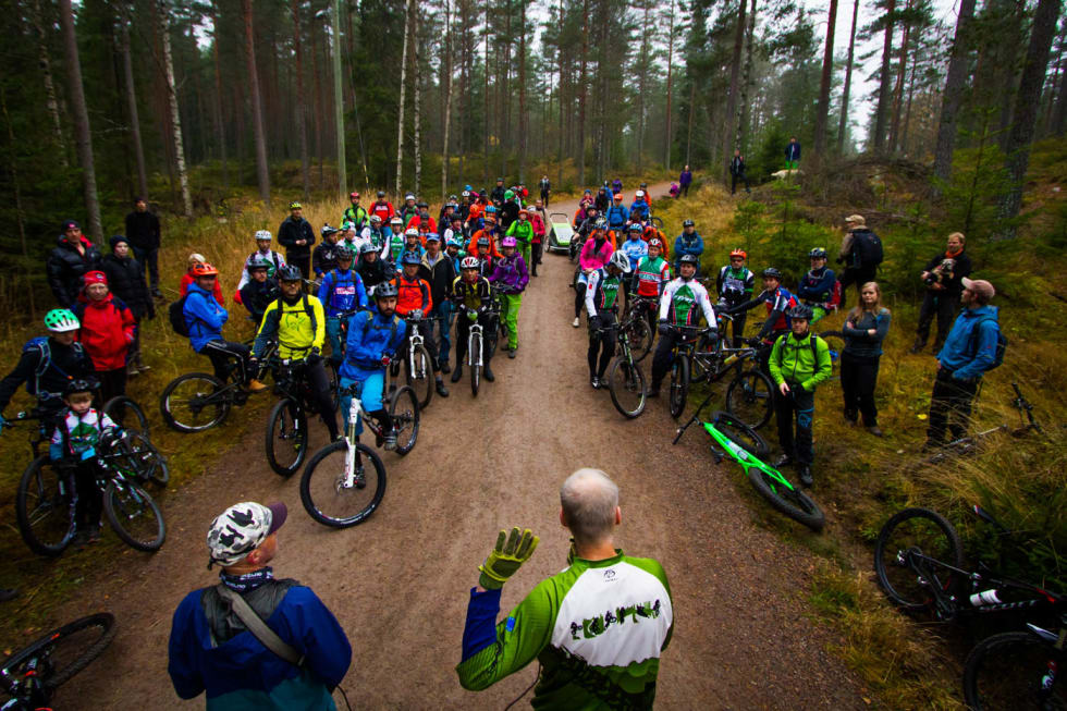START: Akkurat her starter Pioneren. Øyvind Rørslett (NOTS) fortalte om dagens program. (foto: Snorre Veggan) pioneren-2073a