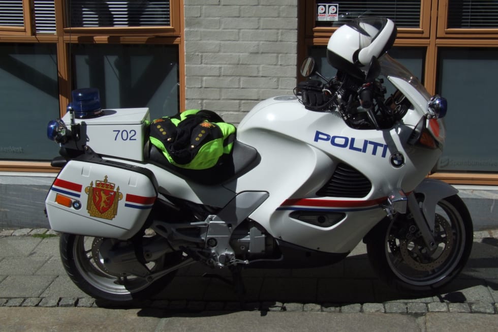 4 NIVÅER: Det er politiet som bestemmer når politivakter er påkrevet. Foto: Creative Commons/Pudelek Marcin Politi MC Bergen - Cretative Commons Pudelek Marcin Szala 1400x933