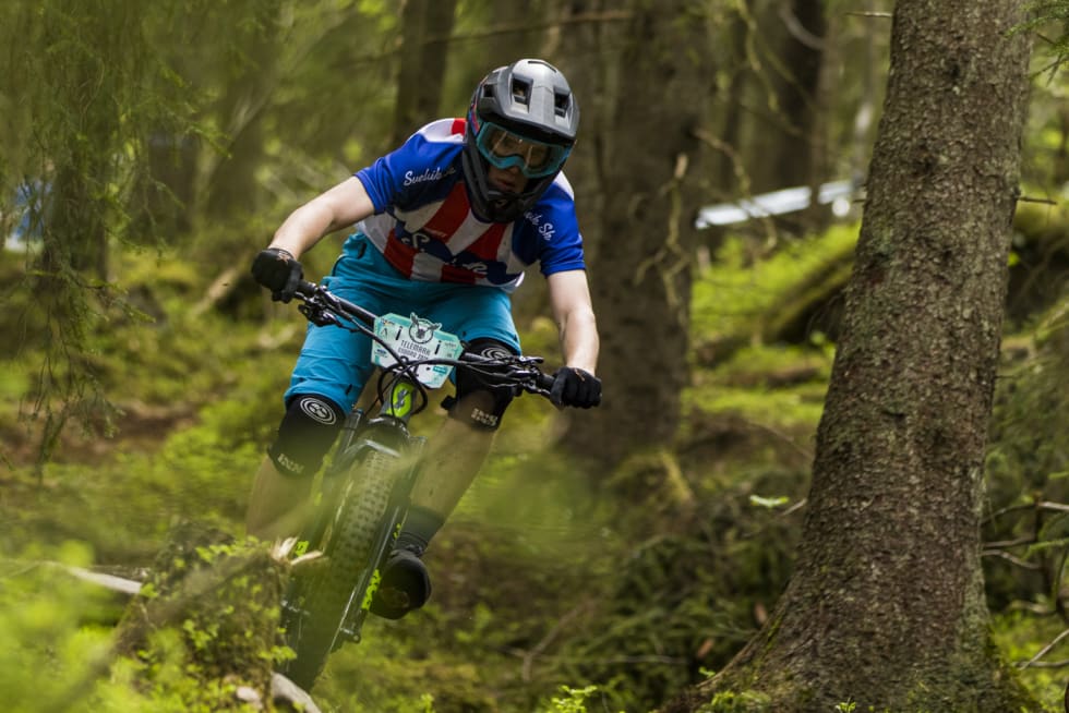 Cruxekongen Magnus Slinger Sørli fra Svelvik IL vant med tre sekunders margin. Foto: Per-Eivind Syvertsen Magnus Slinger Sørli