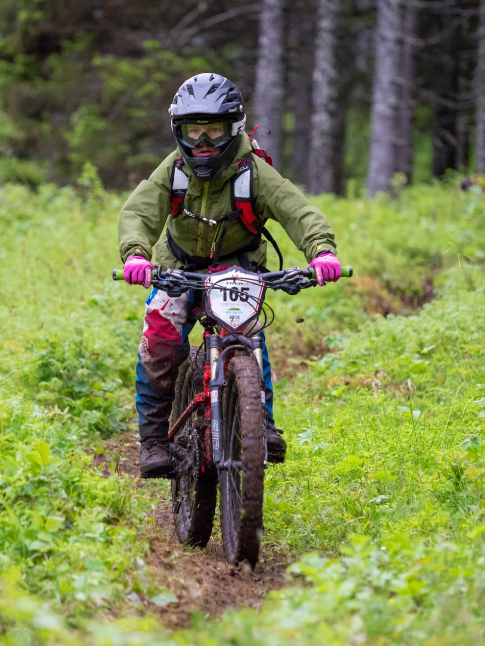 Den skal tidlig krøkes - Bodø Enduro hadde egen klasse for 10-16 år. Foto: Frode Koppang Kid FE0 1000x