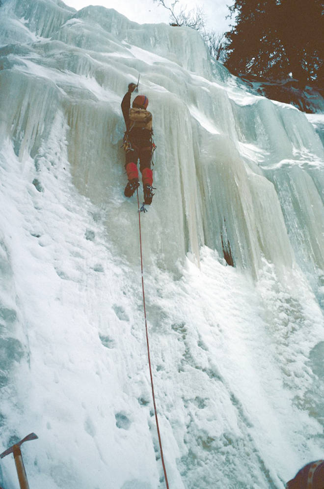 Håkon Gammelsæter på Flagetfossen i 1977. Foto: Tomas Carlström 25_Håkon Gammerlsætrer på Flagetfossen