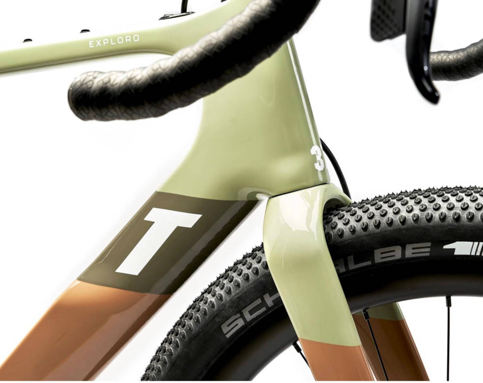 LAV PROFIL: Kronen på gaffelen er spesielt lav, stor dekklaring til tross. Dette gir aggressiv sittestilling og racer-lik følelse. 3T Exploro Max Race