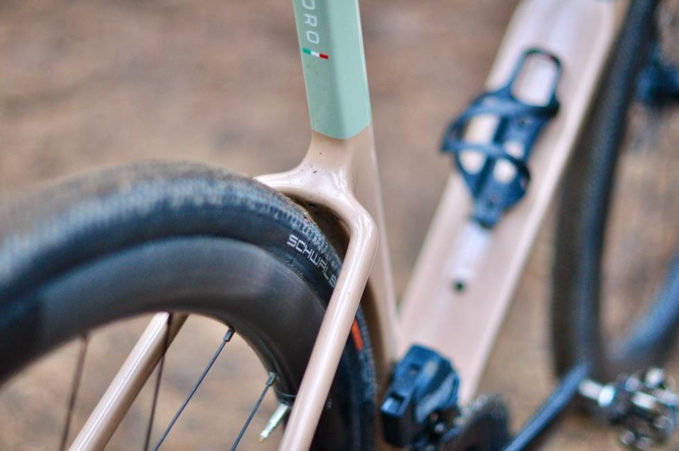 BREDE FELGER: 3Ts egne karbonfelger er superbrede og gir topp støtte til brede dekk. 3T Exploro Race