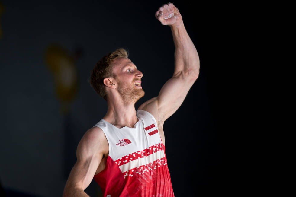 BRONSEVINNER: Jakob Schubert tok OL-bronse i Tokyo. Foto: IFSC/Leo Zhukov 51355980830_acb311f152_o