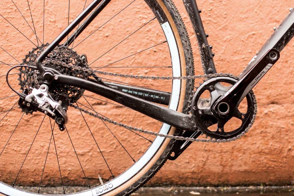 GAMMEL MORO: Du er ikke ekte syklist før du har laget singlespeed av din 24-girs sykkel til sinnsykt mange tusen kroner. Bakskifteren kan du la henge, eller skru av om den er så herpa at den går inn i hjulet. 6-Ett-gir