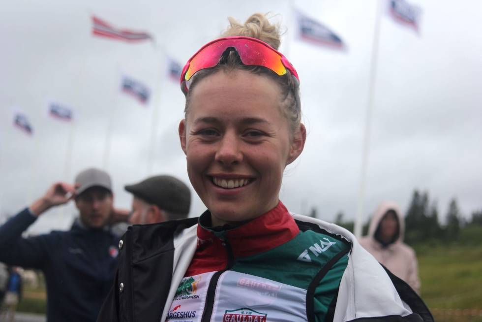 SEIER: Anne Dorte Ysland vant juniorklassen på tredje etappe i Tour te Fjells. Foto: Ingeborg Scheve Anne Dorte Ysland tredje etappe i Tour te Fjells