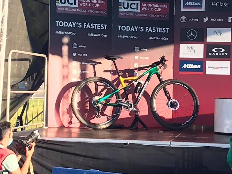 RASKEST I TSJEKKIA: Avancini vant både fredagens kortbane og søndagens rundbaneritt i verdenscup-uka i Nove Mesto. Henrique Avancini sin Cannondale Scalpel