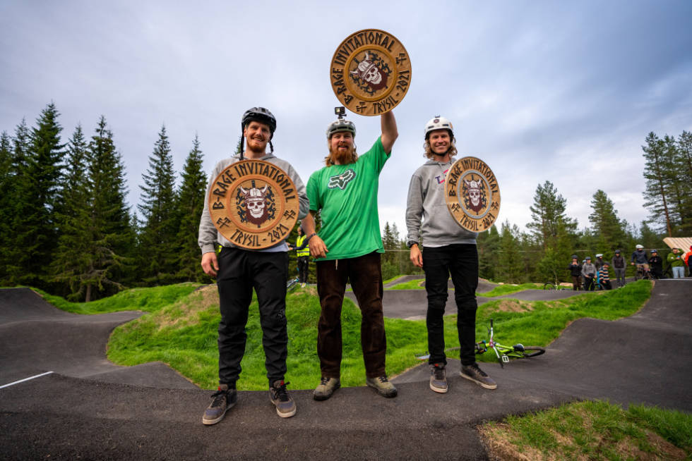 PALLEN: Det var Brage Vestavik selv som tok seieren foran Adrian Tell og Robin Dolve. Foto: Trysil Bike Arena b-rage invitational brage vestavik