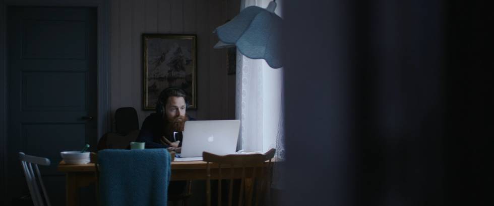 Isolert fra omgivelsene, med tid til å jobbe med musikken. Foto: Lars Myrvoll ISolat magnus eliassen alt som kunne ha vært