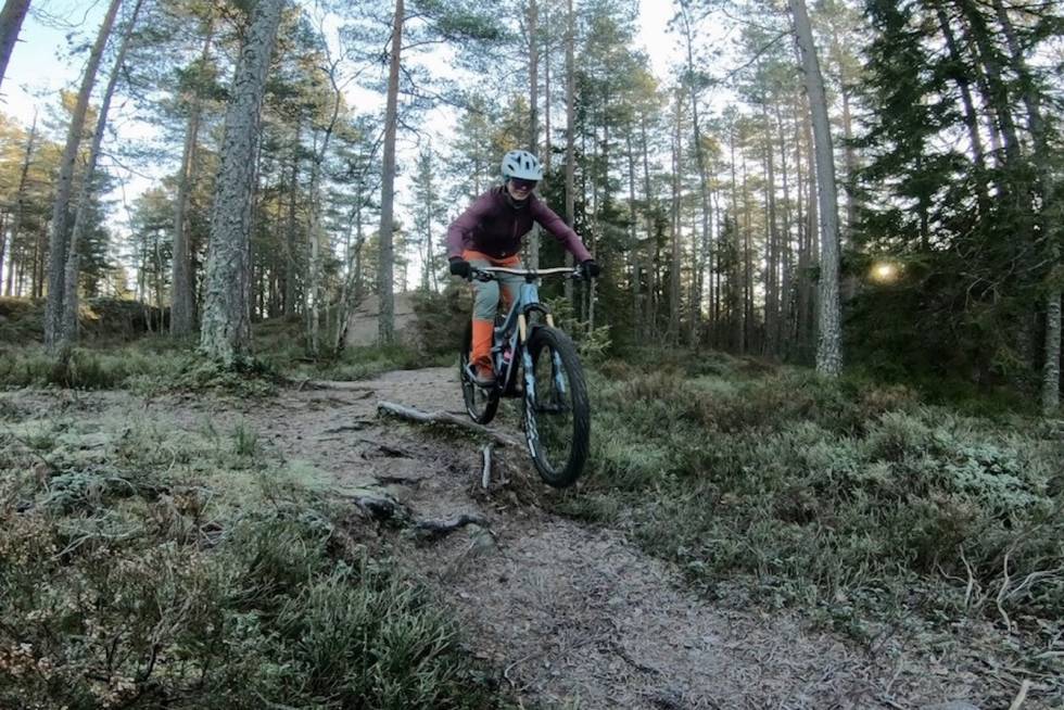 Anette Røssum Bastnes basfrost Østmarka For Anette Røssum Bastnes er Østmarka og Trulsen-området seisykkelparadis hele året, men spesielt når det er barfrost. Foto: Håvard Mageli