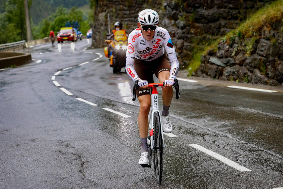 KLATRET STRÅLENDE: O'Connor leverte en meget imponerende prestasjon i den 21 kilometer lange klatringen opp til Tignes. Foto: Cor Vos ben o'connor, tour de france