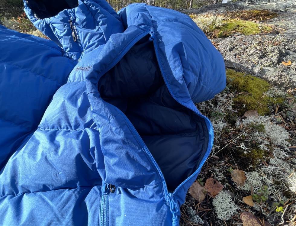 Gjennomtenkt: Bergans har tenkt godt i design av sin Røros. Her er lufting under armene. Det kan jo bli varmt i en skikkelig dunis. Bergans Røros test av varme jakker