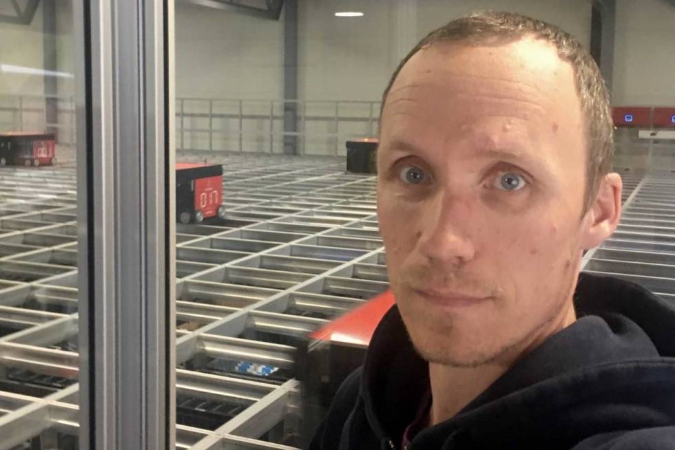 RULLER UT: Sverre Muldsvor, innkjøpsansvarlig i Bikeshop.no forteller om enorm etterspørsel etter ruller. Foto: Bikeshop. sverre muldsvor bikeshop salg sykkelruller